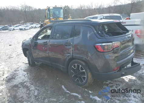 2019 Jeep Compass Trailhawk 4X4 from USA, damaged, VIN 3C4NJDDB2KT775881